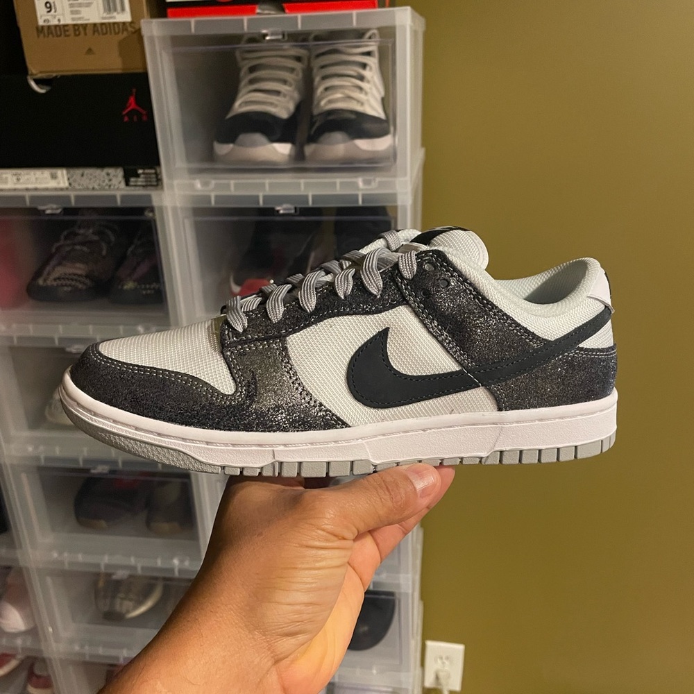 Wmns Nike Dunk Low Golden Gals